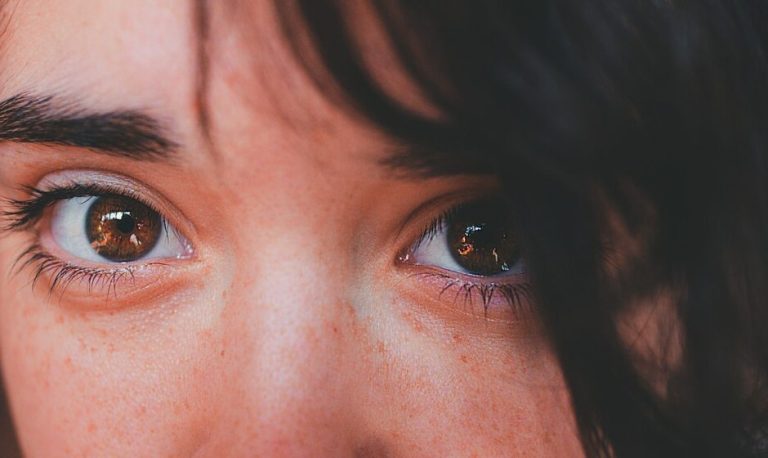 Test du regard dans la schizophrénie