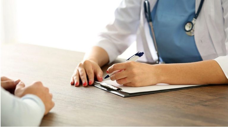 mentir à la médecine du travail