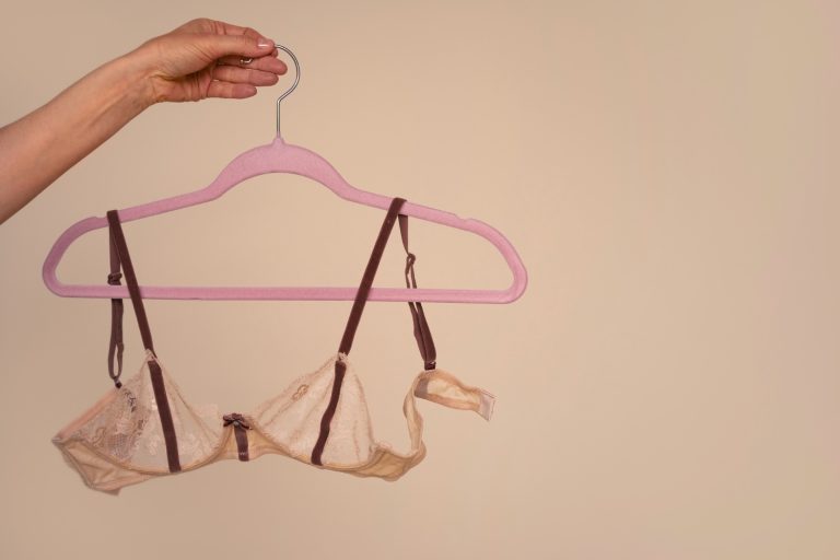 quand-arreter-soutien-gorge-augmentation-mammaire