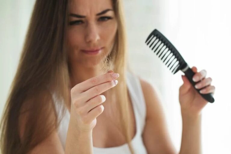 combien-de-cheveux-perd-on-par-jour