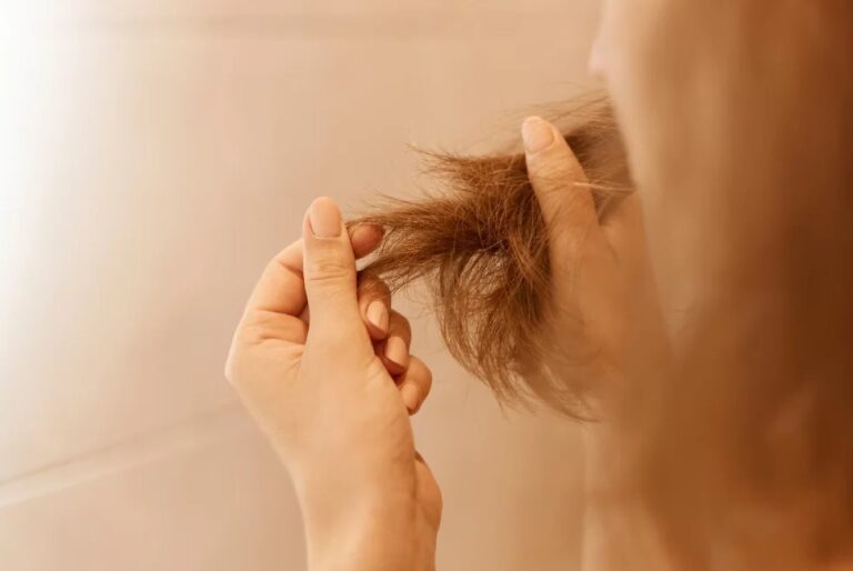comment-reparer-ses-cheveux-cassants-naturellement