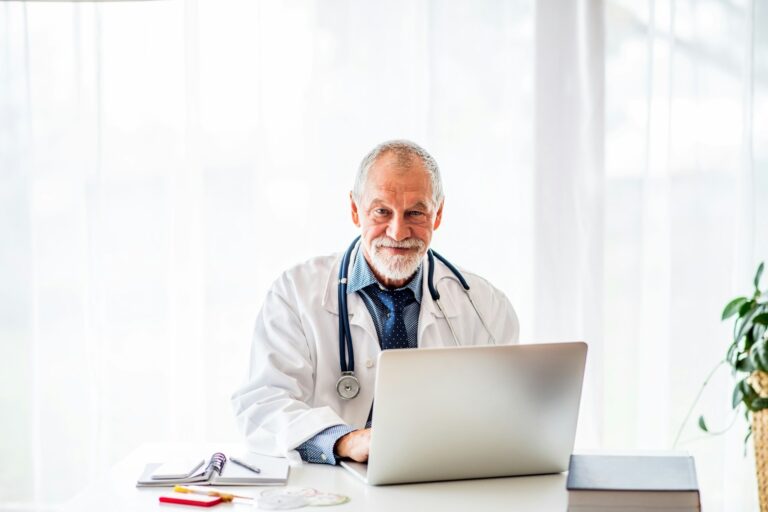 consulter-un-medecin-aujourdhui-quelles-solutions-selon-sa-situation